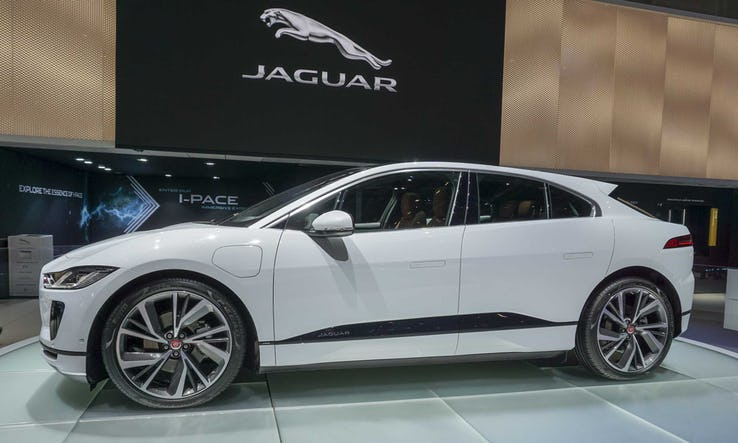 Jaguar I-Pace mang phong cách sang trọng và mạnh mẽ